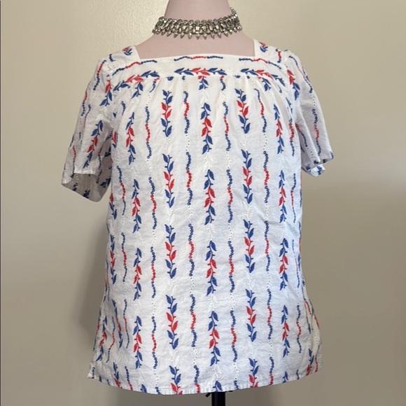 Talbots square neck 100% cotton floral embroidered Blouse size medium - Picture 1 of 8